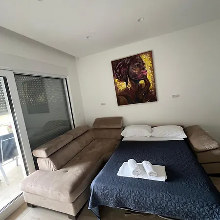 The Pearl Retreat Apartment Makarska